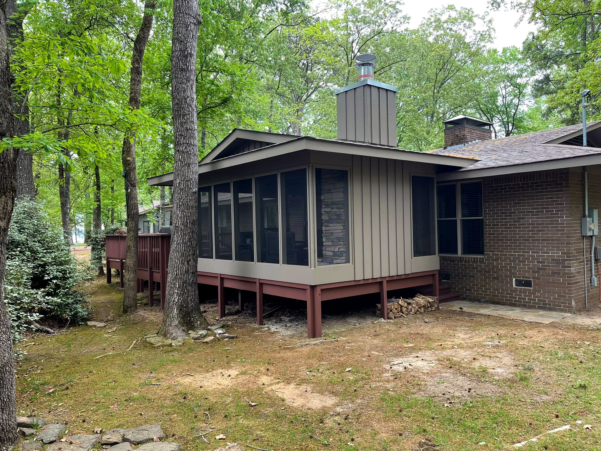 Deck and porch project by Mayfield Construction, Heber Springs AR