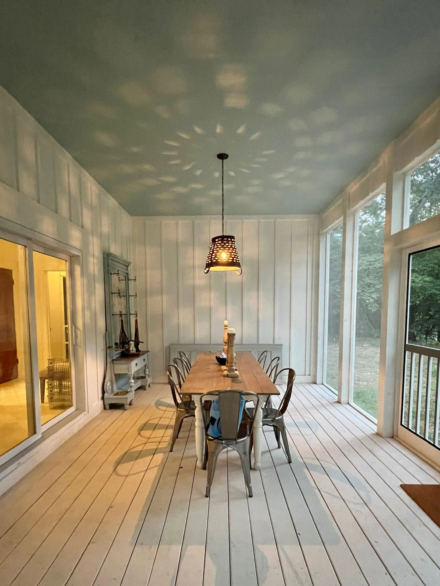 Custom new home by Mayfield Construction, Greers Ferry Lake area AR