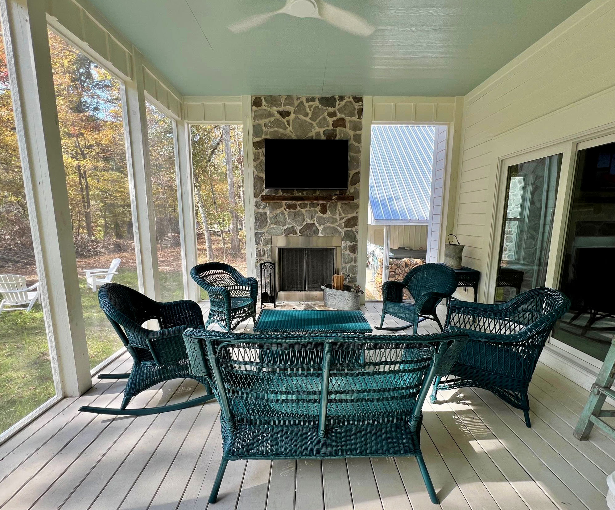 Custom new home built by Mayfield Construction near Greers Ferry Lake